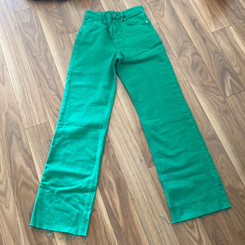 NWT!! Zara viral high rise wide leg jeans!